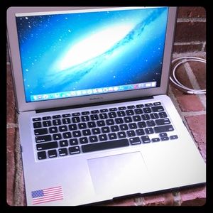 2015 MacBook Air 13” 128GB